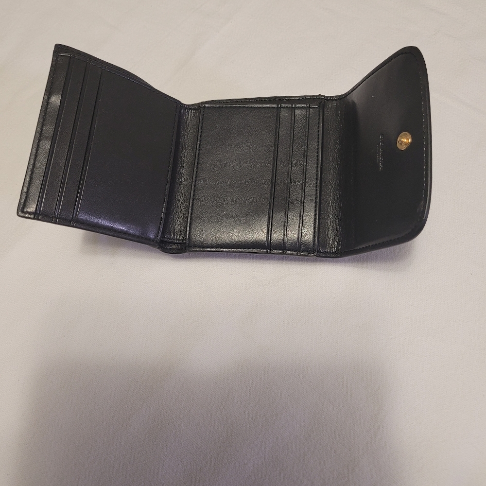 Wallet - Picture 3 of 4